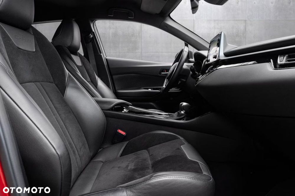 Toyota C-HR Lounge - 15