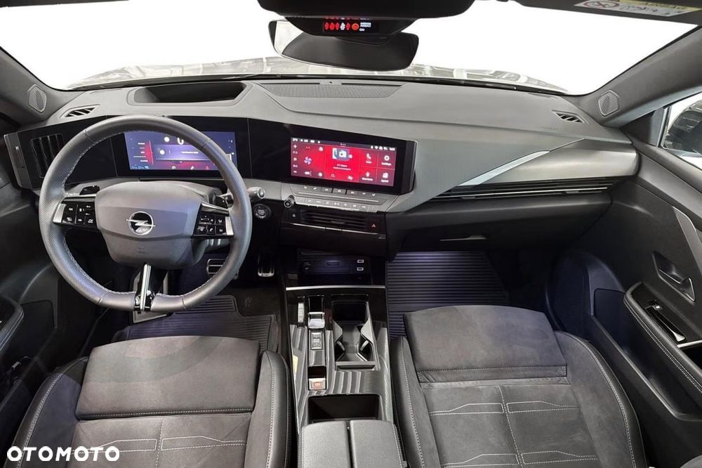 Opel Astra 1.6 T Plug-in Hybrid GS - 23