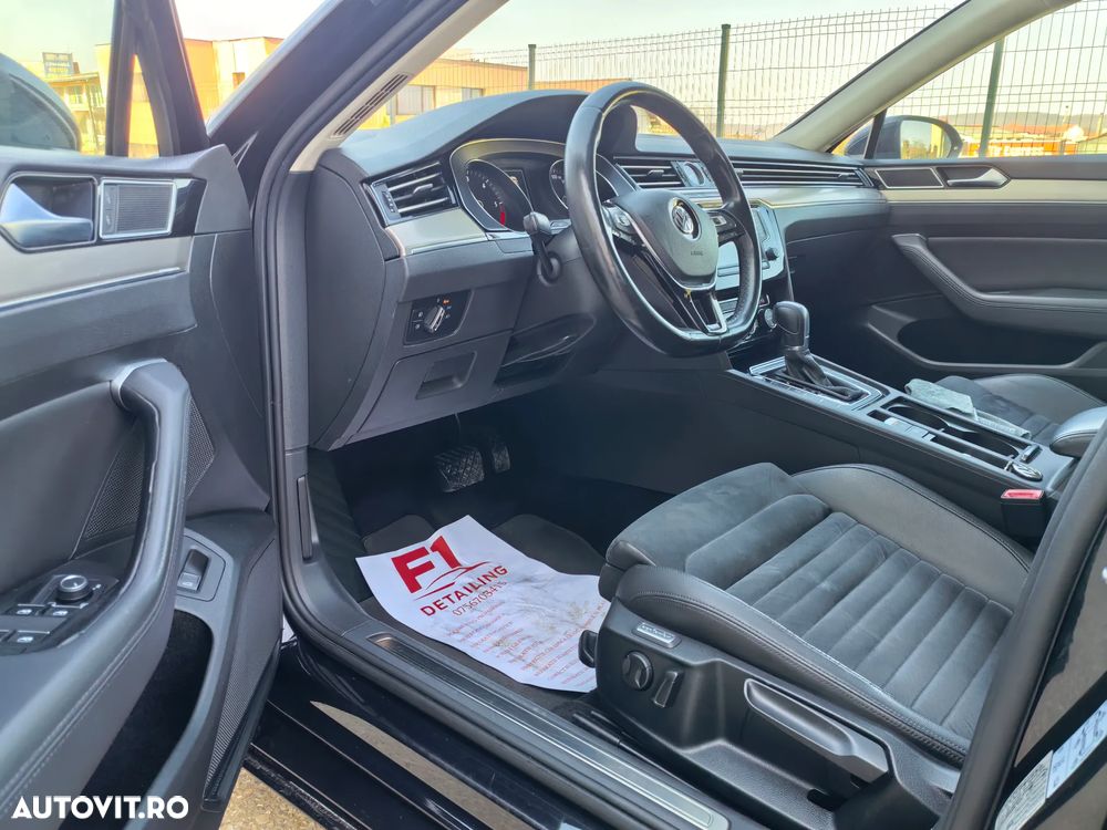 Volkswagen Passat 2.0 TDI DSG Highline - 20