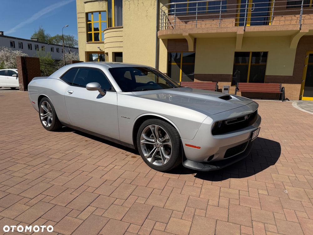 Dodge Challenger 5.7 R/T - 4
