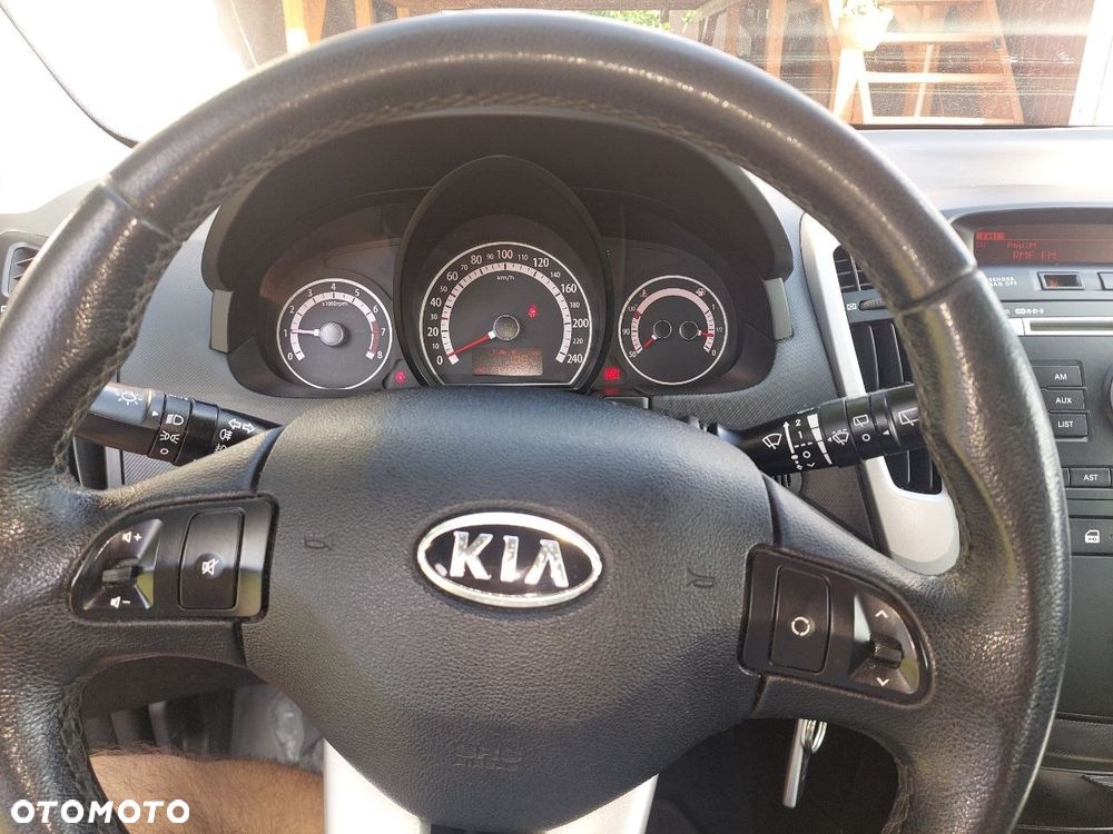 Kia ProCeed - 2