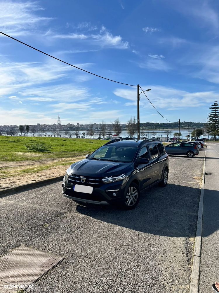 Dacia Jogger 1.0 TCe Comfort 7L - 1
