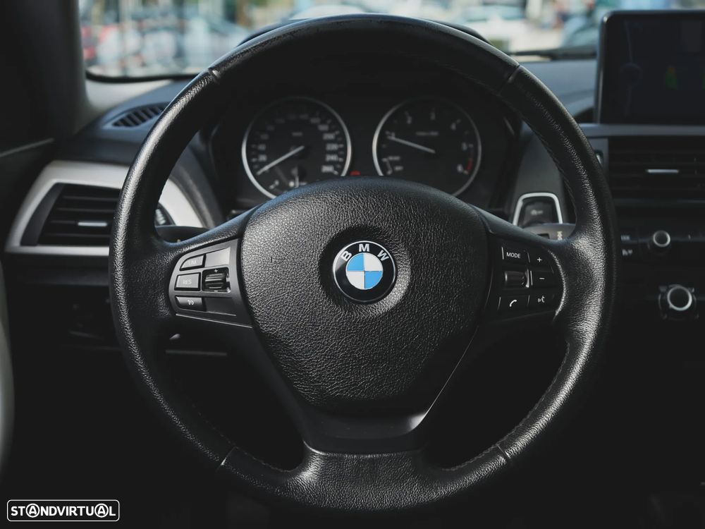 BMW 114 d Line Urban - 10