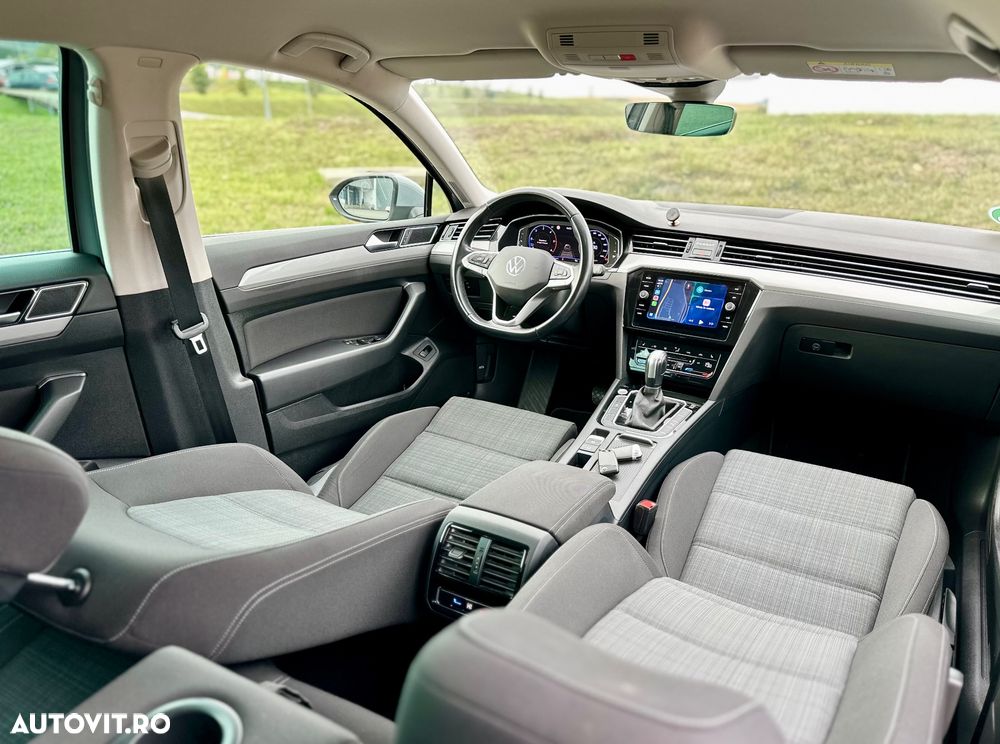 Volkswagen Passat Variant 2.0 TDI DSG Highline - 10