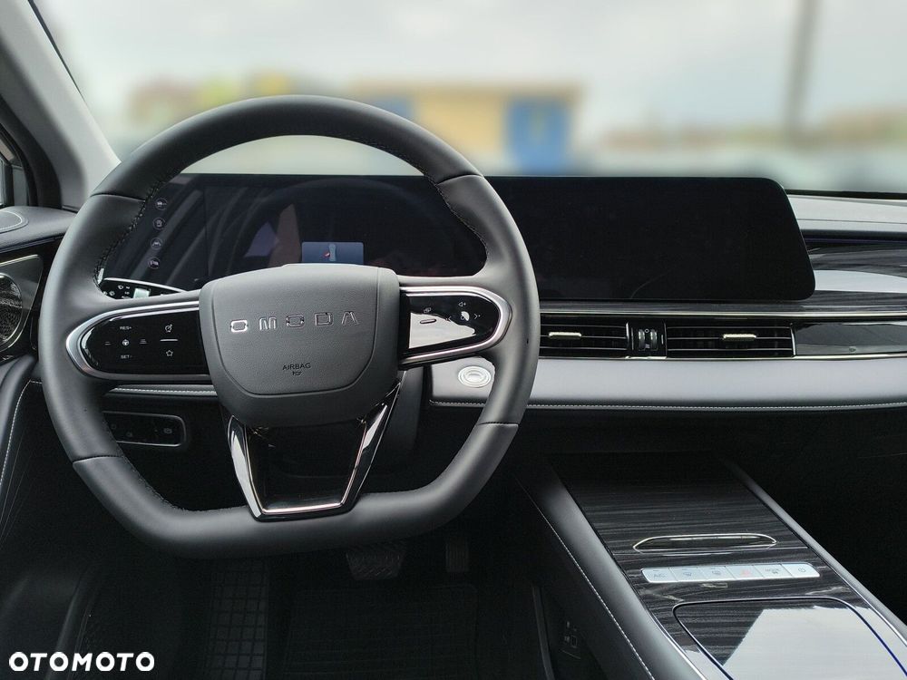 Omoda 5 - 12