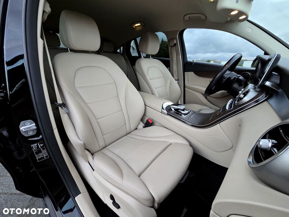 Mercedes-Benz GLC Coupe 250 4-Matic - 28