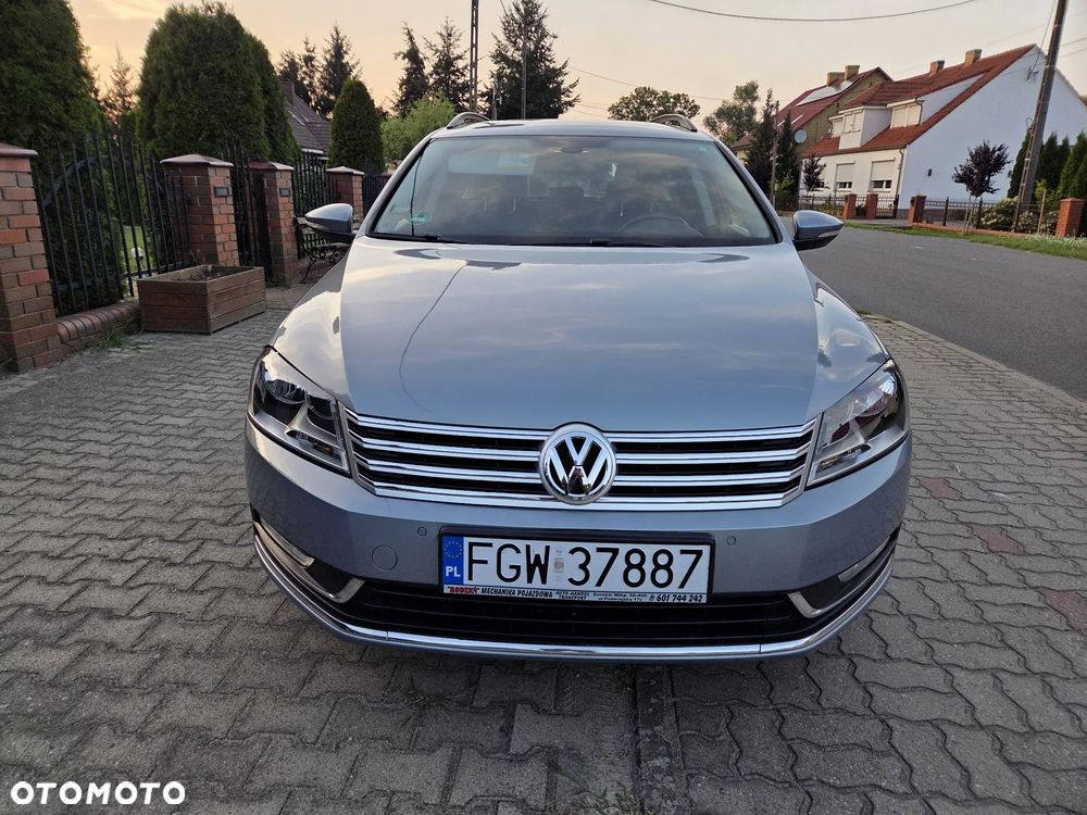 Volkswagen Passat - 9
