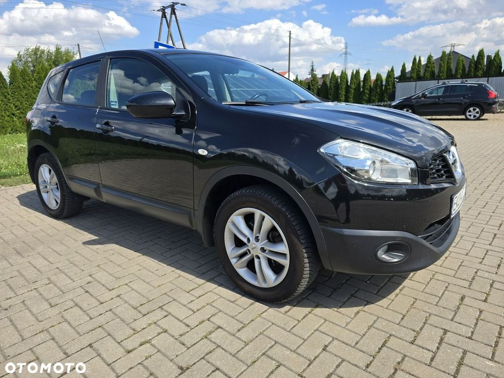 Nissan Qashqai - 2