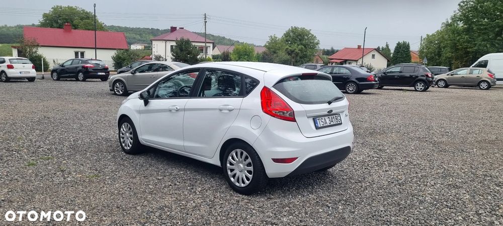 Ford Fiesta - 5