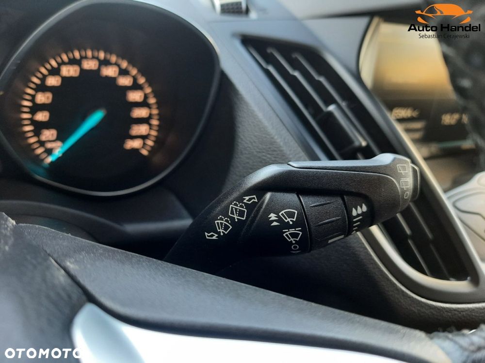 Ford Kuga 1.5 EcoBoost 4x4 Titanium - 29