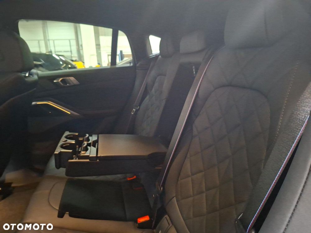 BMW X6 - 18