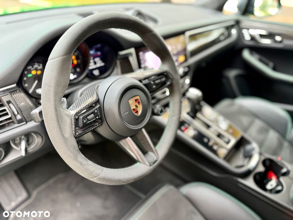 Porsche Macan GTS - 18