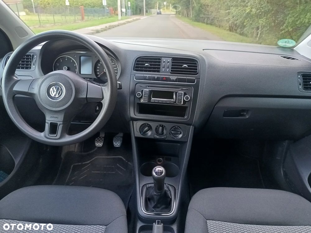 Volkswagen Polo - 15