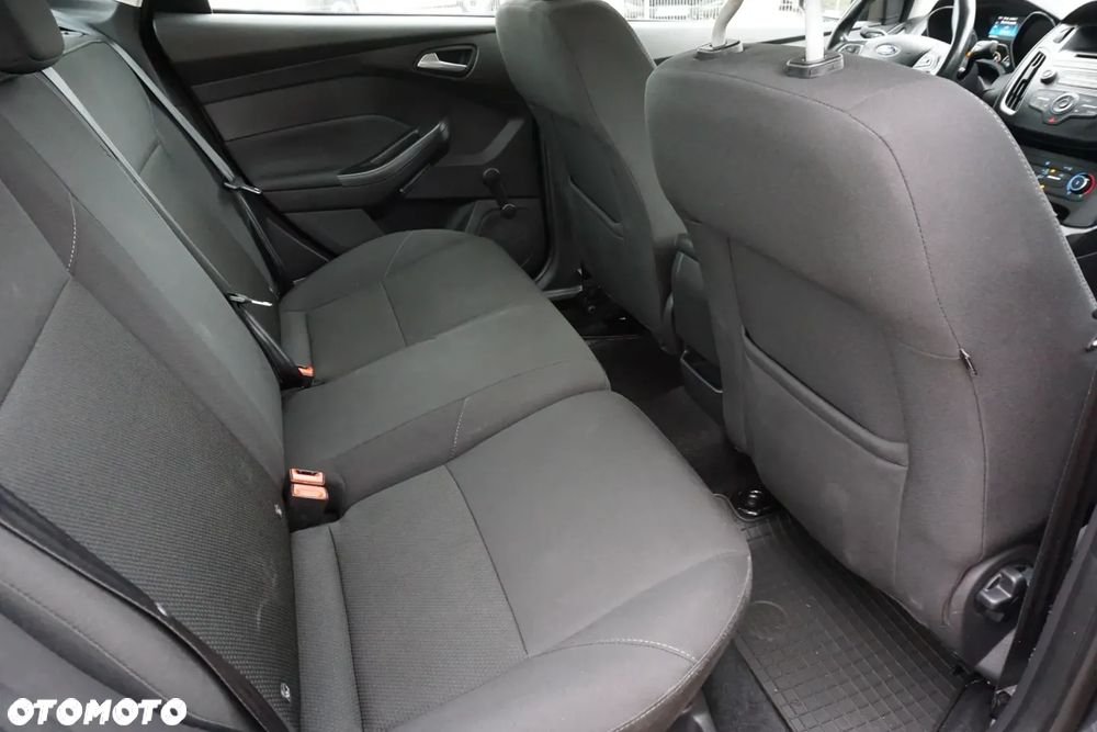 Ford Focus 1.5 TDCi Trend - 14