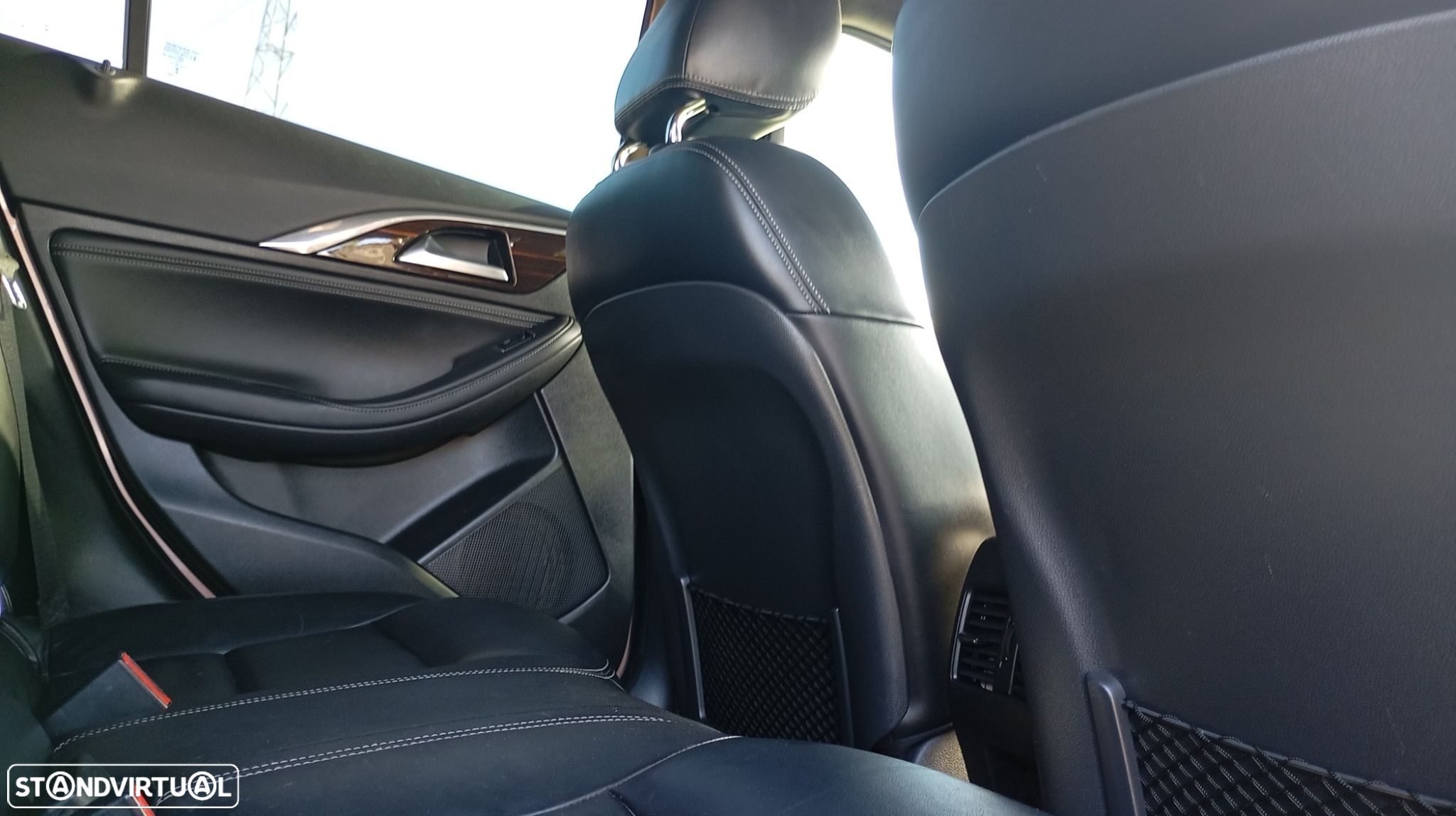 Infiniti Q30 2.2d DCT AWD Luxe Tech - 18