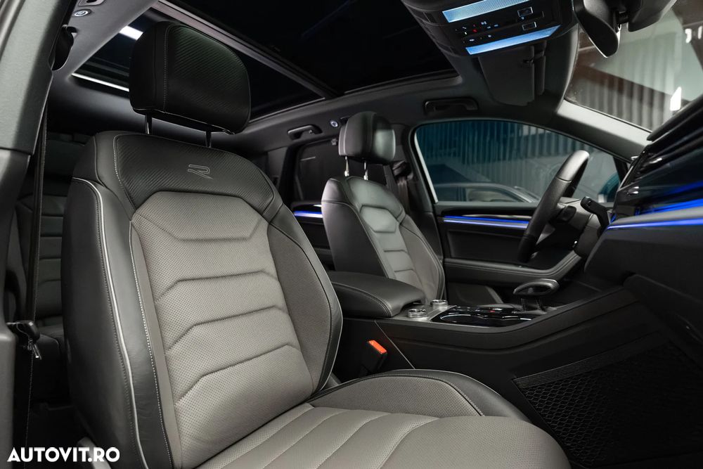 Volkswagen Touareg V6 TDI 4MOTION R-Line - 34