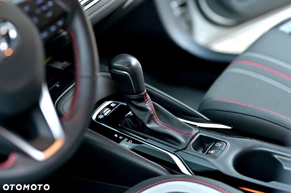 Toyota Corolla 2.0 Hybrid GR Sport - 2