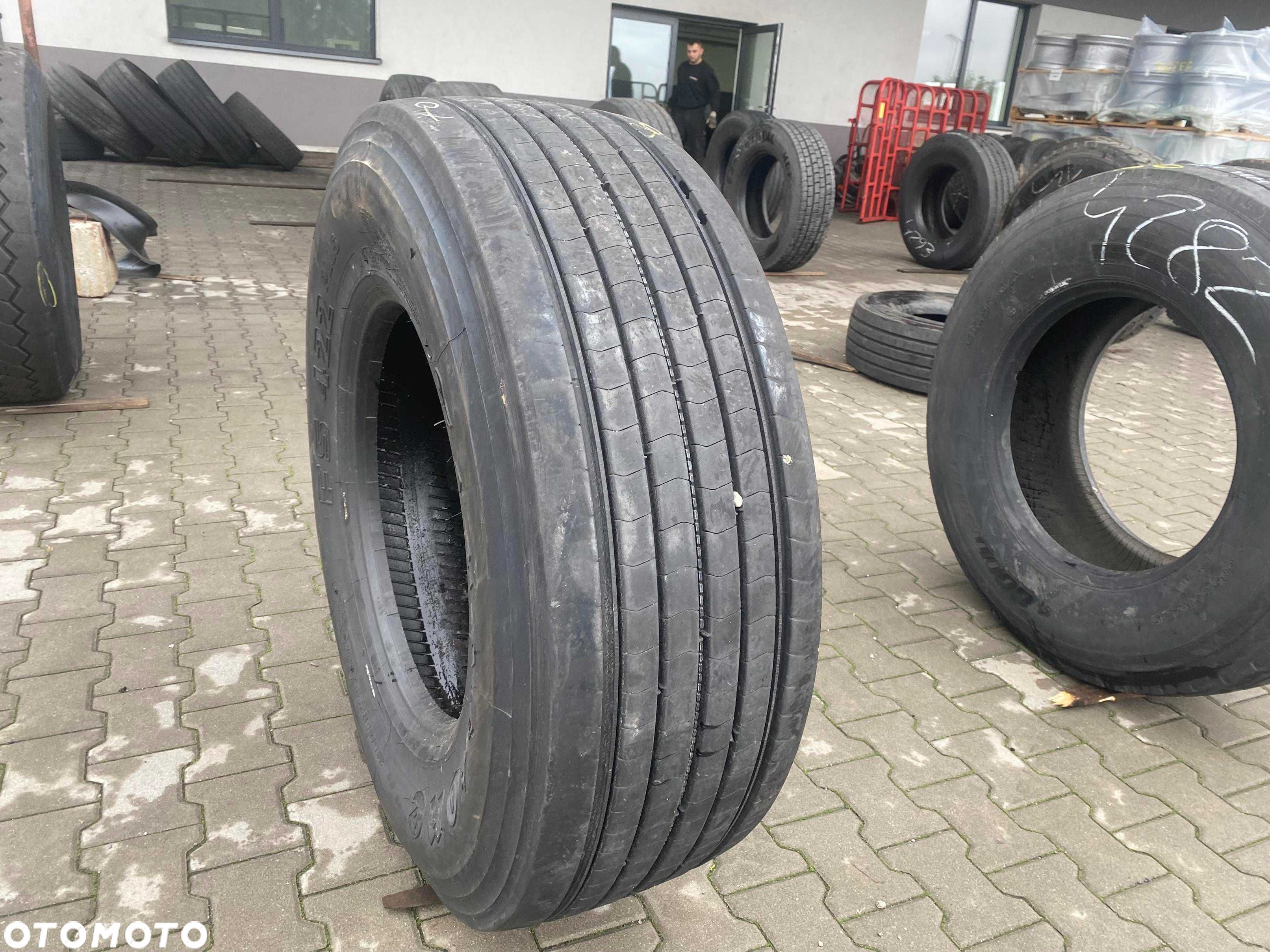 Opona 385/65R22.5 FIRESTONE FS422 PLUS Naczepowa 10-11mm - 1