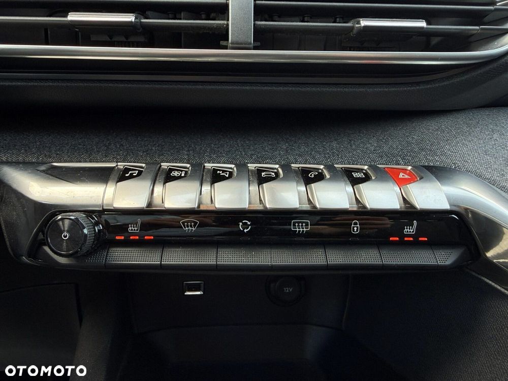 Peugeot 5008 1.6 THP Allure S&S EAT6 - 26