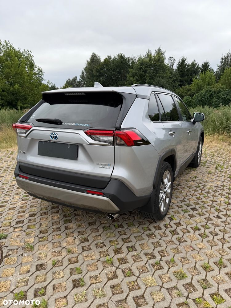 Toyota RAV4 - 3