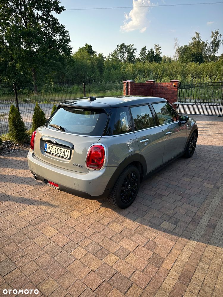 MINI Cooper Standard - 18