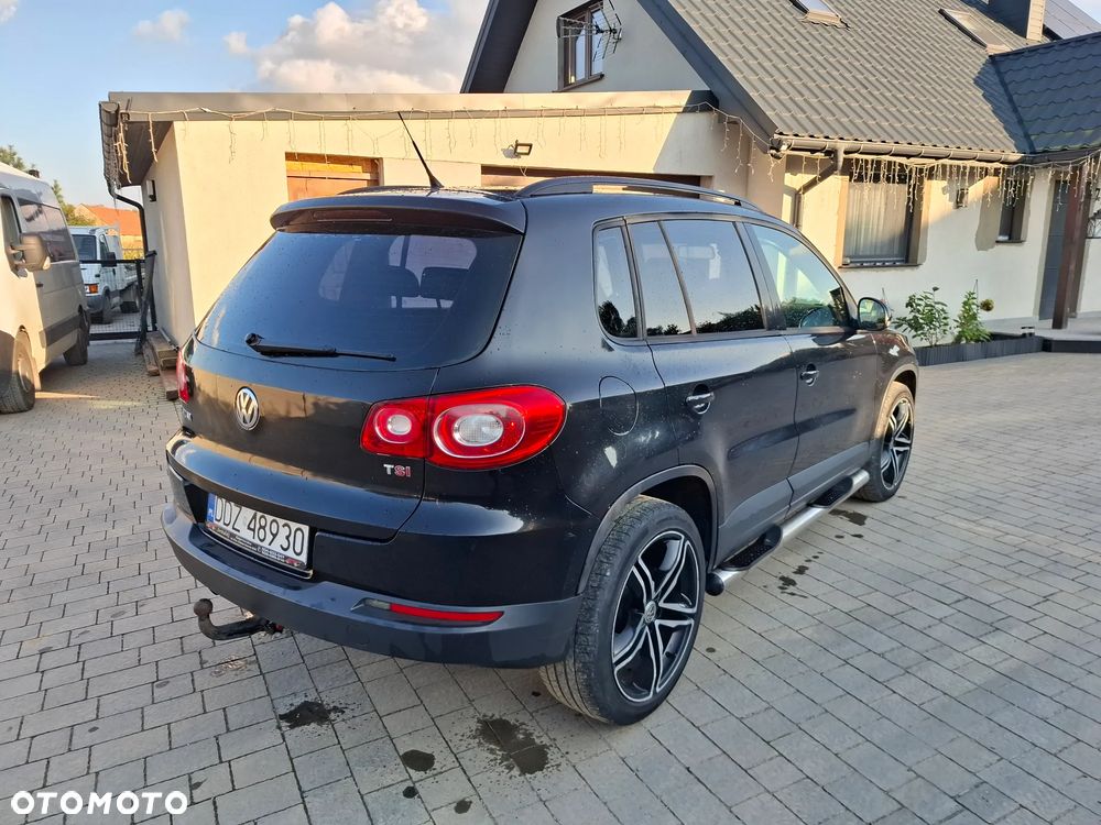 Volkswagen Tiguan - 3