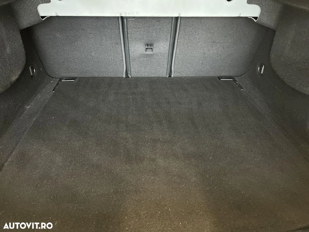 Mercedes-Benz A 180 7G-DCT Advanced Progressive - 29