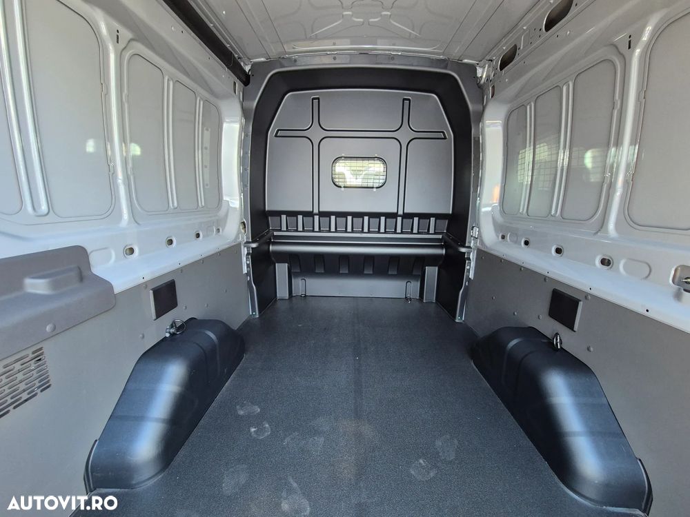 Ford Transit V363 ICA3 DCiV 350L (L3H2) Trend 2.0L EcoBlue 130 CP M6 FWD - 13