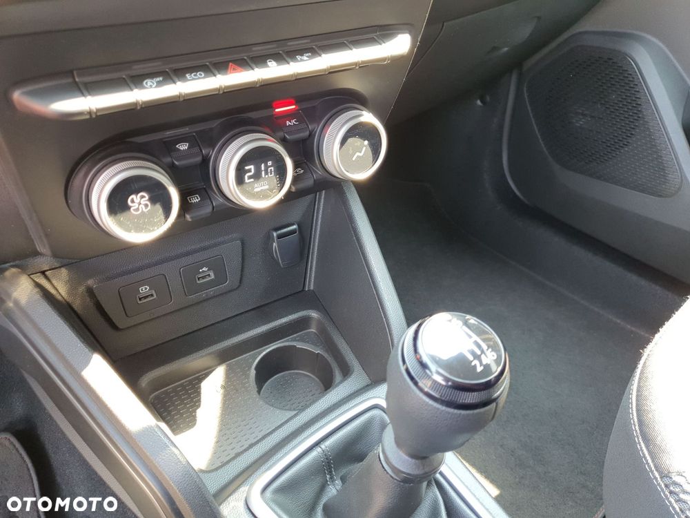 Dacia Duster 1.0 TCe Prestige - 23