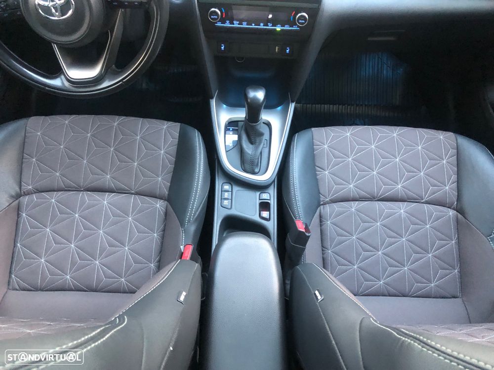 Toyota Yaris Cross 1.5 HDF Square Collection - 22