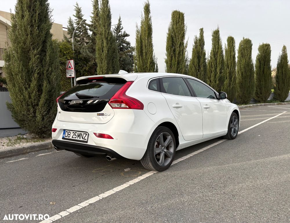 Volvo V40 D3 Geartronic - 4