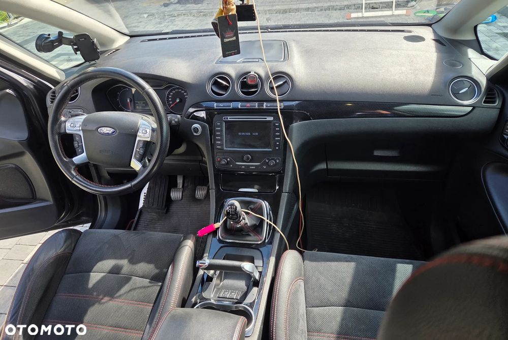 Ford S-Max 2.0 TDCi DPF Titanium - 12