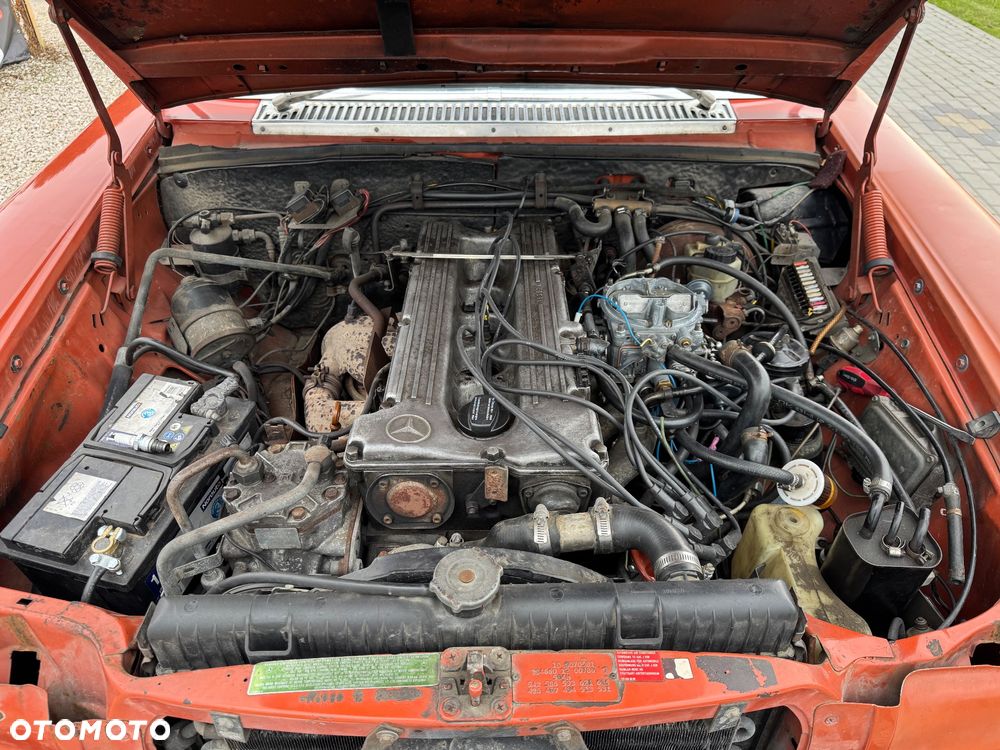 Mercedes-Benz 280 - 19