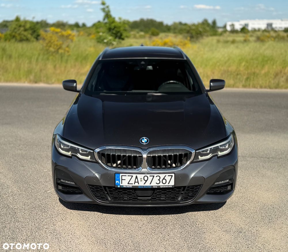 BMW Seria 3 330e M Sport - 3