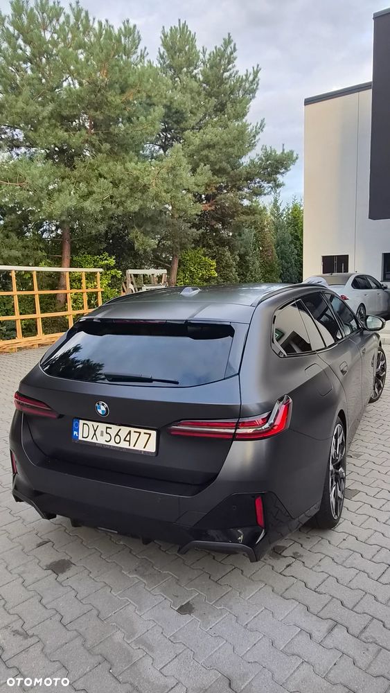 BMW Seria 5 540d xDrive mHEV M Sport - 3