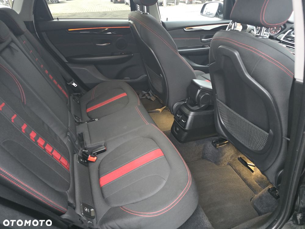 BMW Seria 2 216d Sport Line - 17