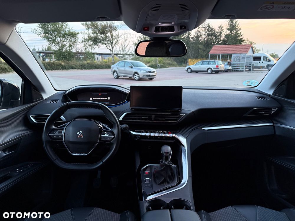 Peugeot 5008 1.5 BlueHDI Allure S&S - 15