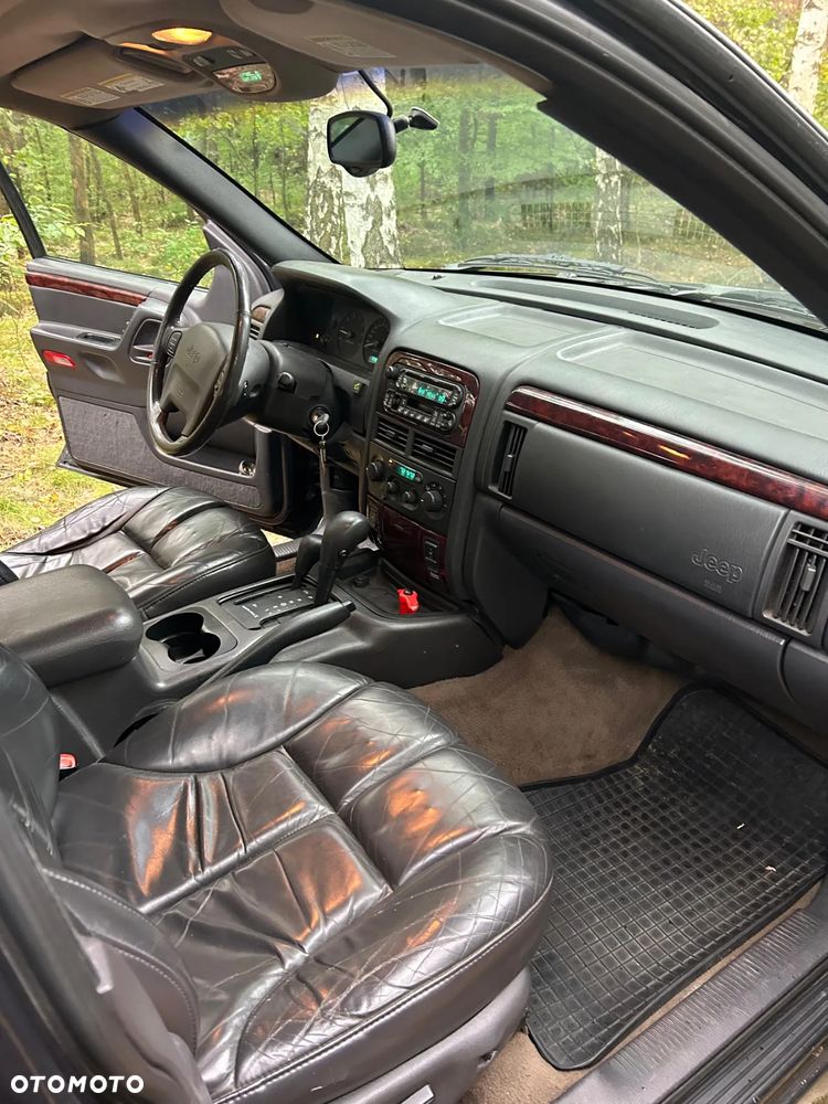 Jeep Grand Cherokee 4.0 Laredo - 14