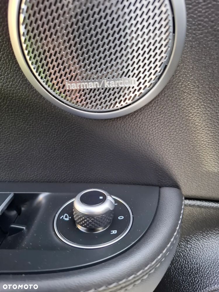 Alfa Romeo Giulia 2.0 Turbo 16V AT8 Veloce - 19