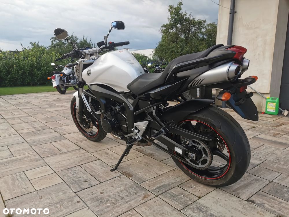 Yamaha FZ6 - 6