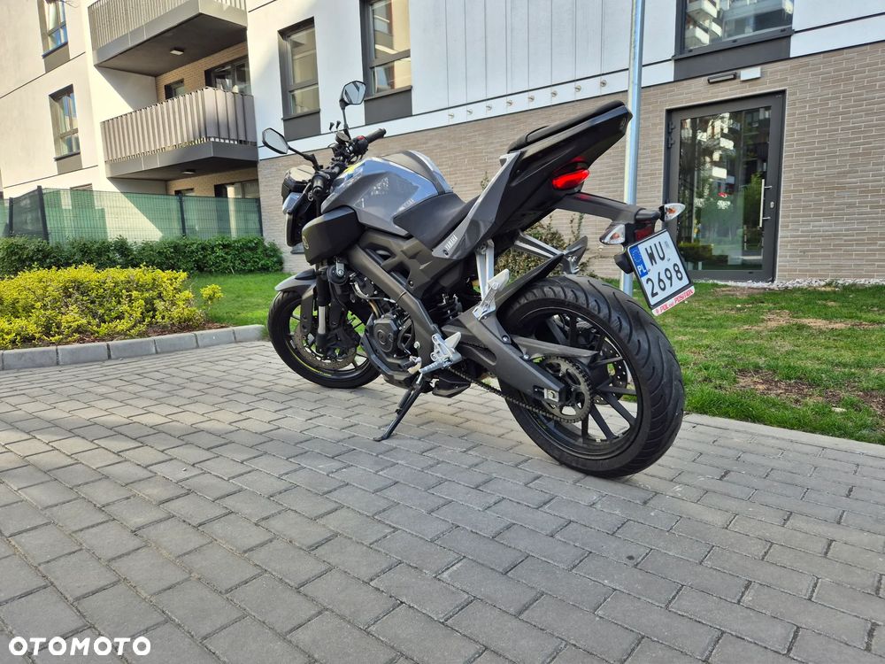 Yamaha MT - 3