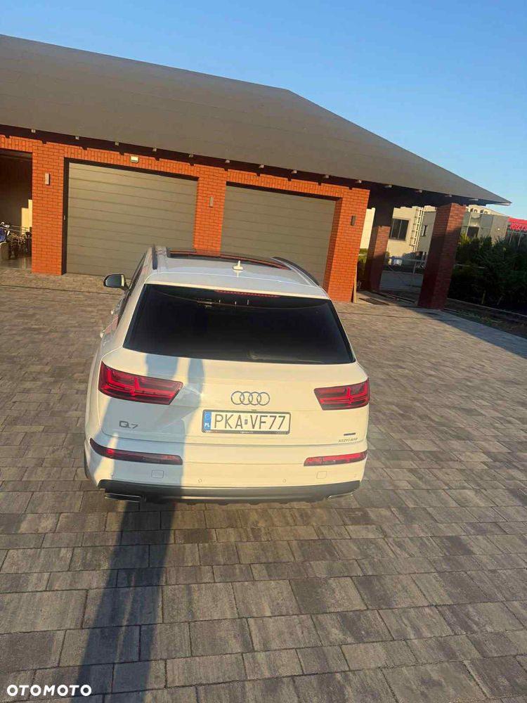 Audi Q7 - 3