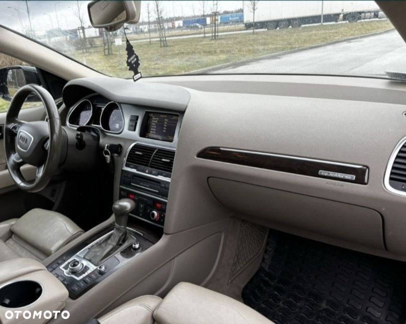 Audi Q7 - 3