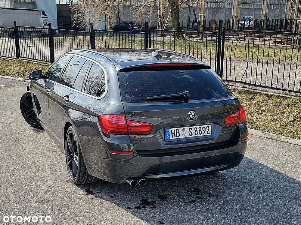 BMW Seria 5 520d Luxury Line sport - 16