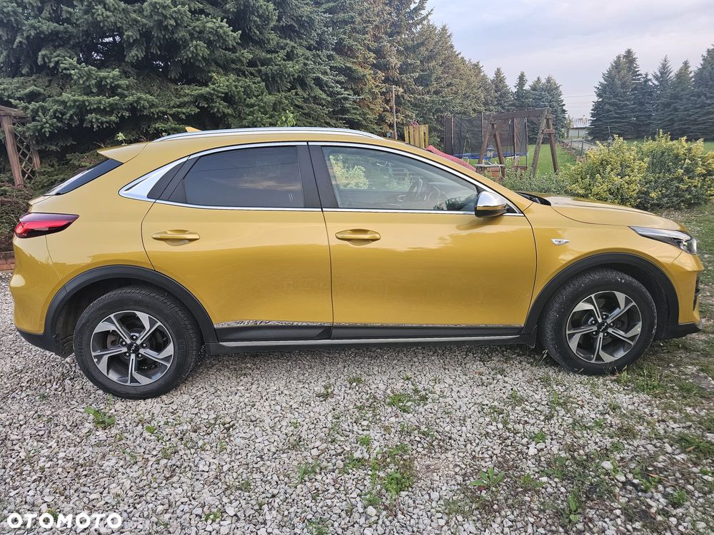 Kia XCeed 1.5 T-GDI M - 4