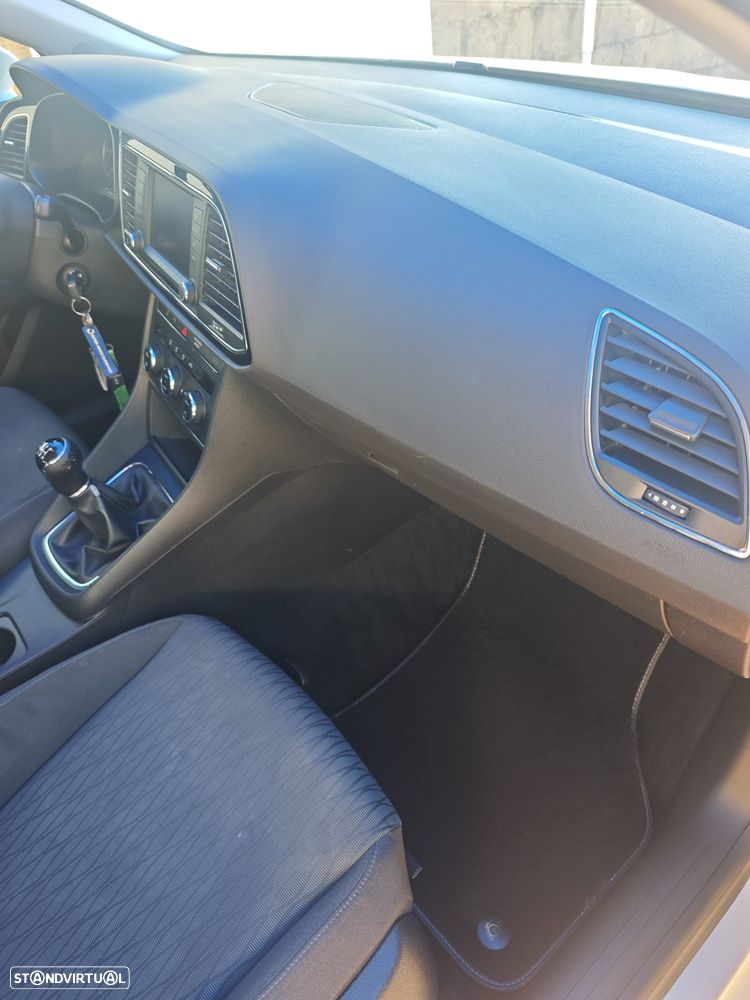 SEAT Leon ST 1.6 TDI Style Ecomotive - 8