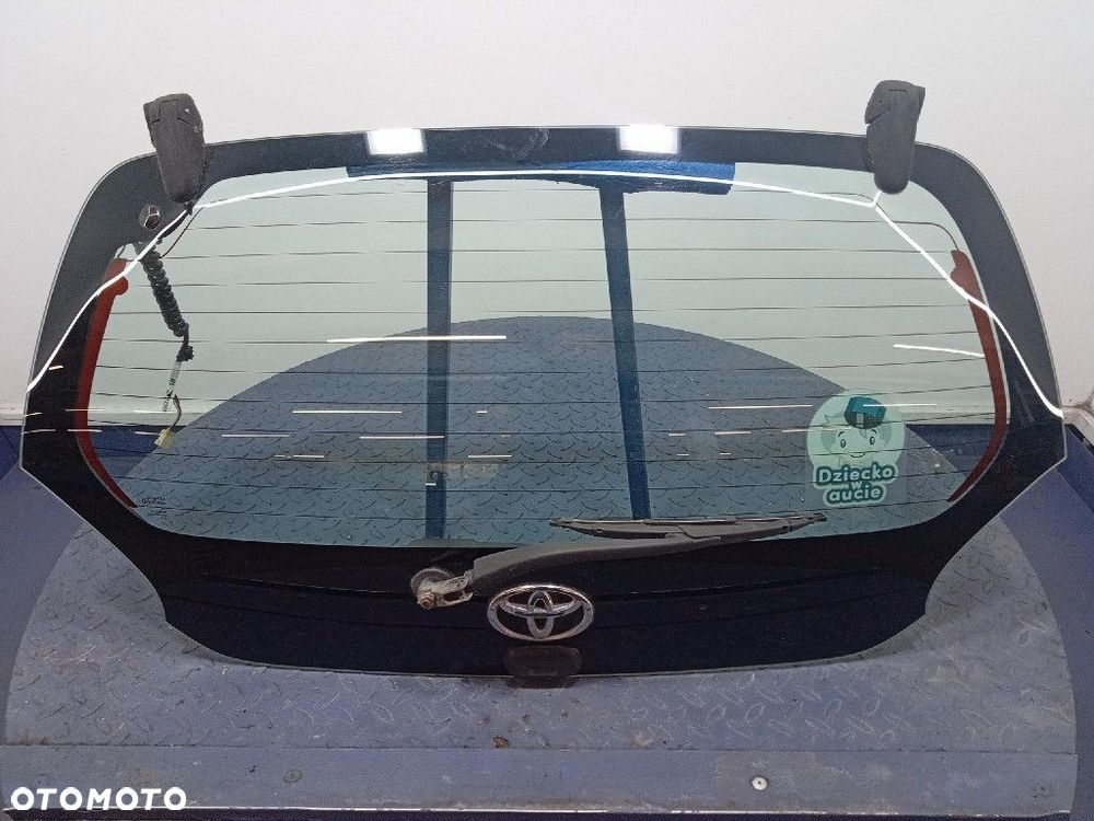 TOYOTA AYGO I LIFT 08-12 5D SZYBA TYLNA KLAPA BAGAŻNIKA 8R3 - 1