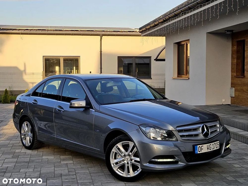Mercedes-Benz Klasa C 180 BlueEFFICIENCY Avantgarde - 11