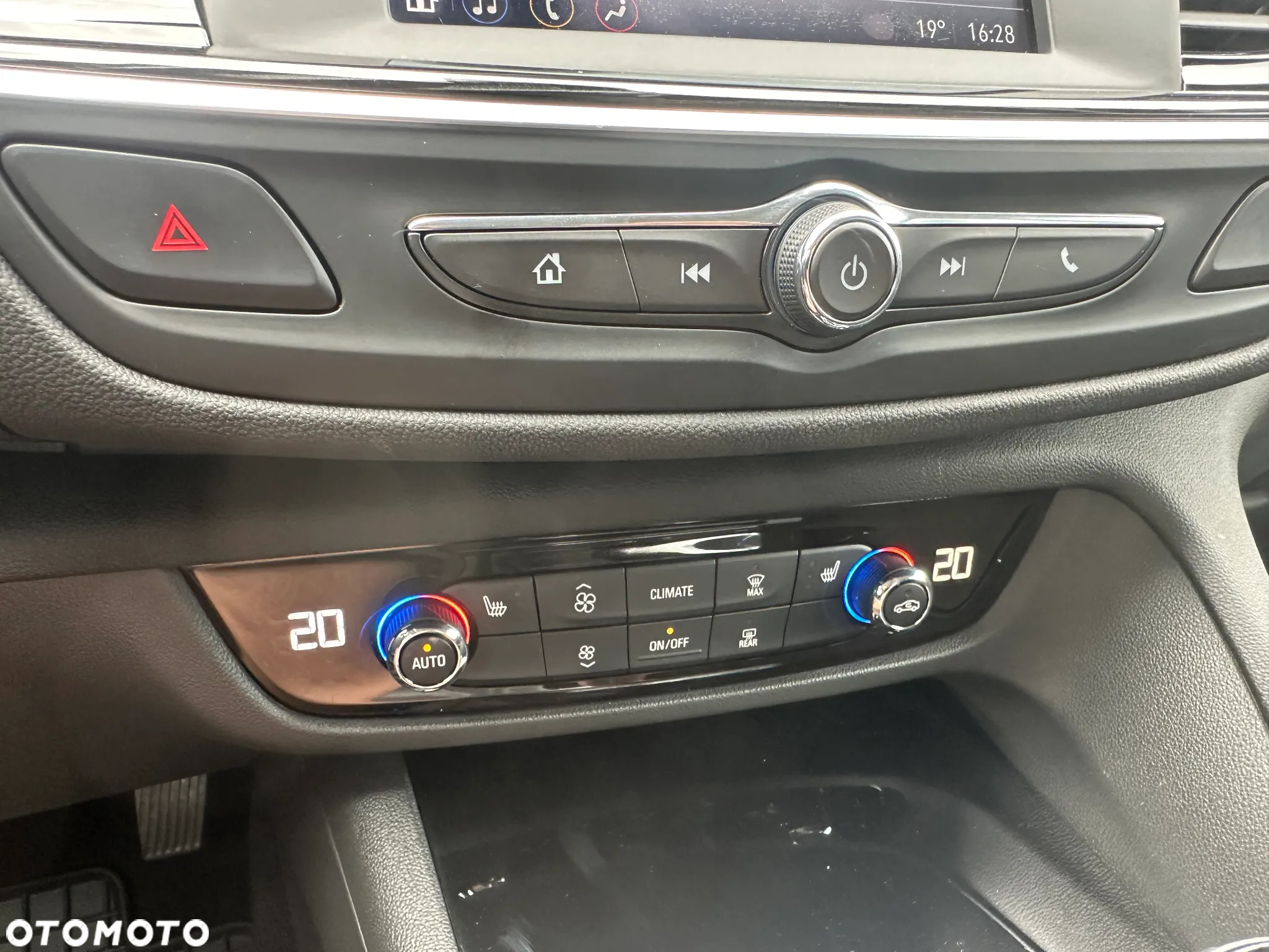 Opel Insignia 1.5 T Innovation S&S - 30