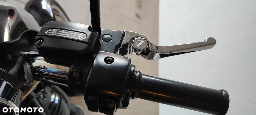 Harley-Davidson V-Rod Night Rod - 4